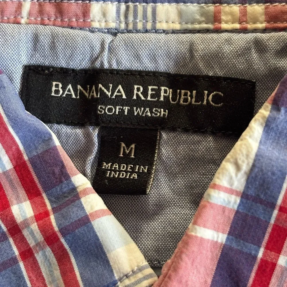 Banana Republic men’s used long sleeve button down shirt